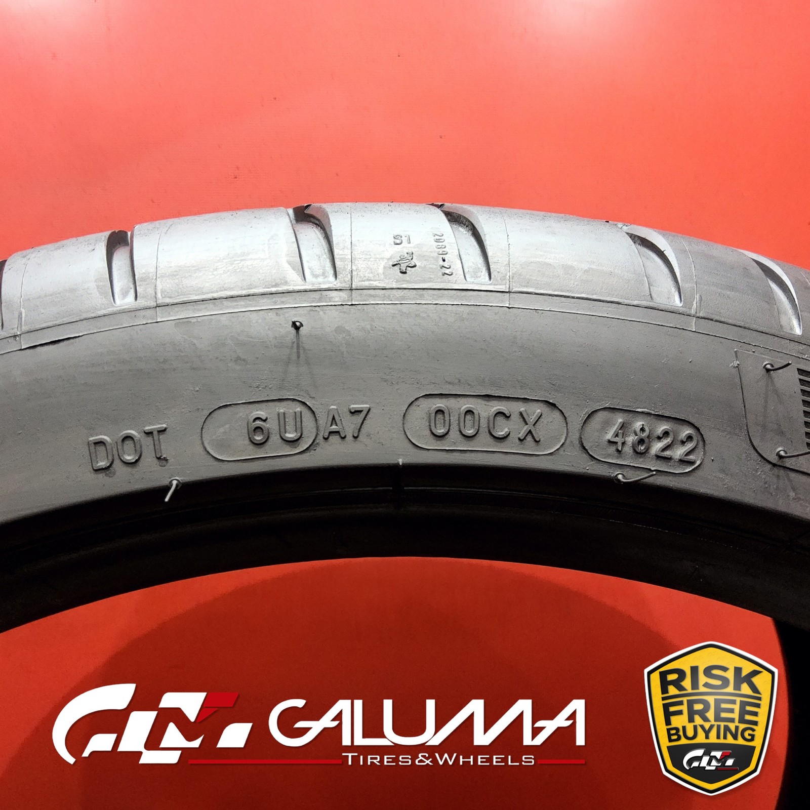 1 (One) Tire Michelin Pilot Sport 4S 305/30ZR21 305/30/21 3053021 104Y XL #87971