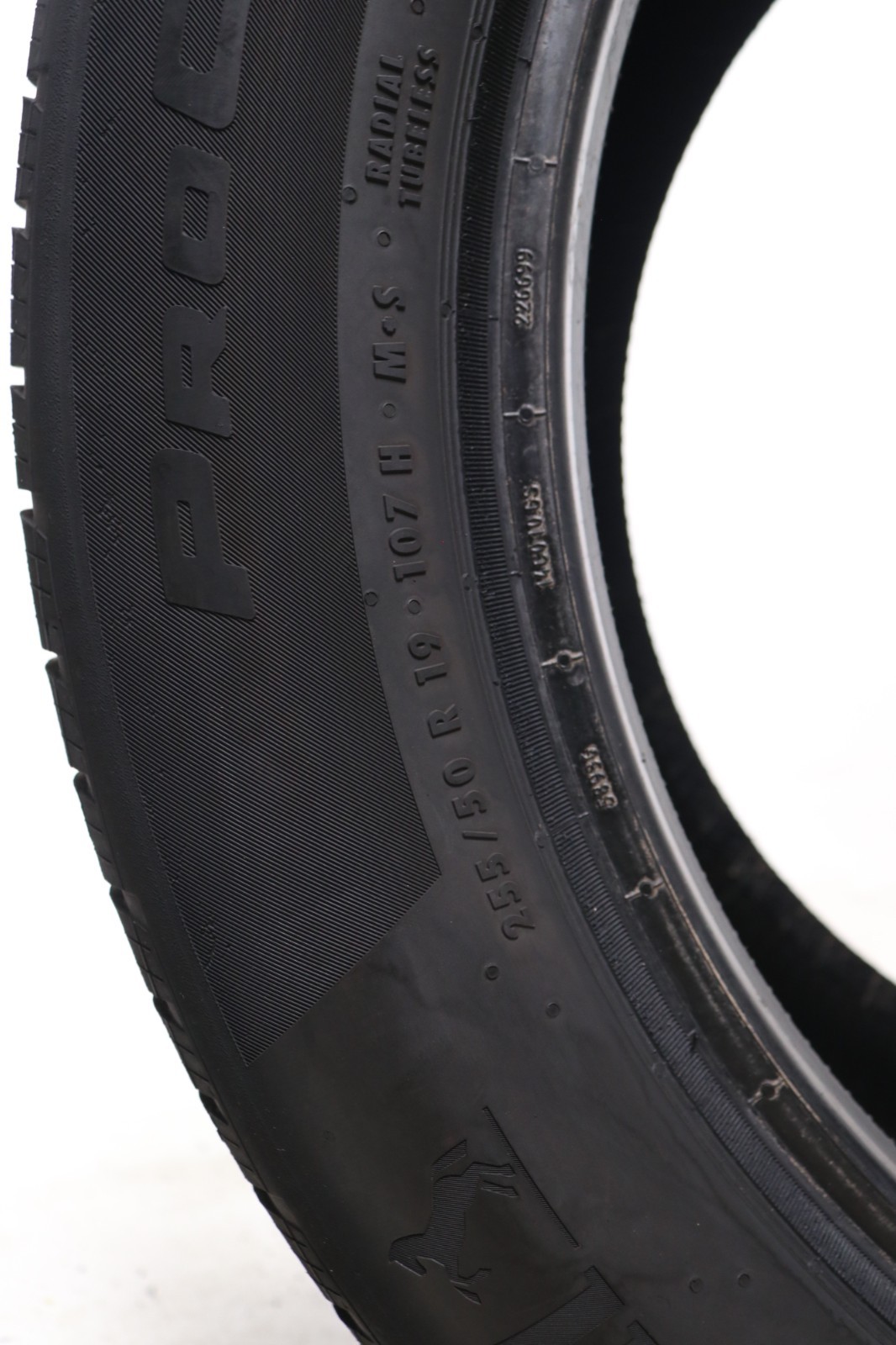 Set of 4 Used 255/50R19 Continental ProContact GX SSR MOE – 107H – 9-10/32