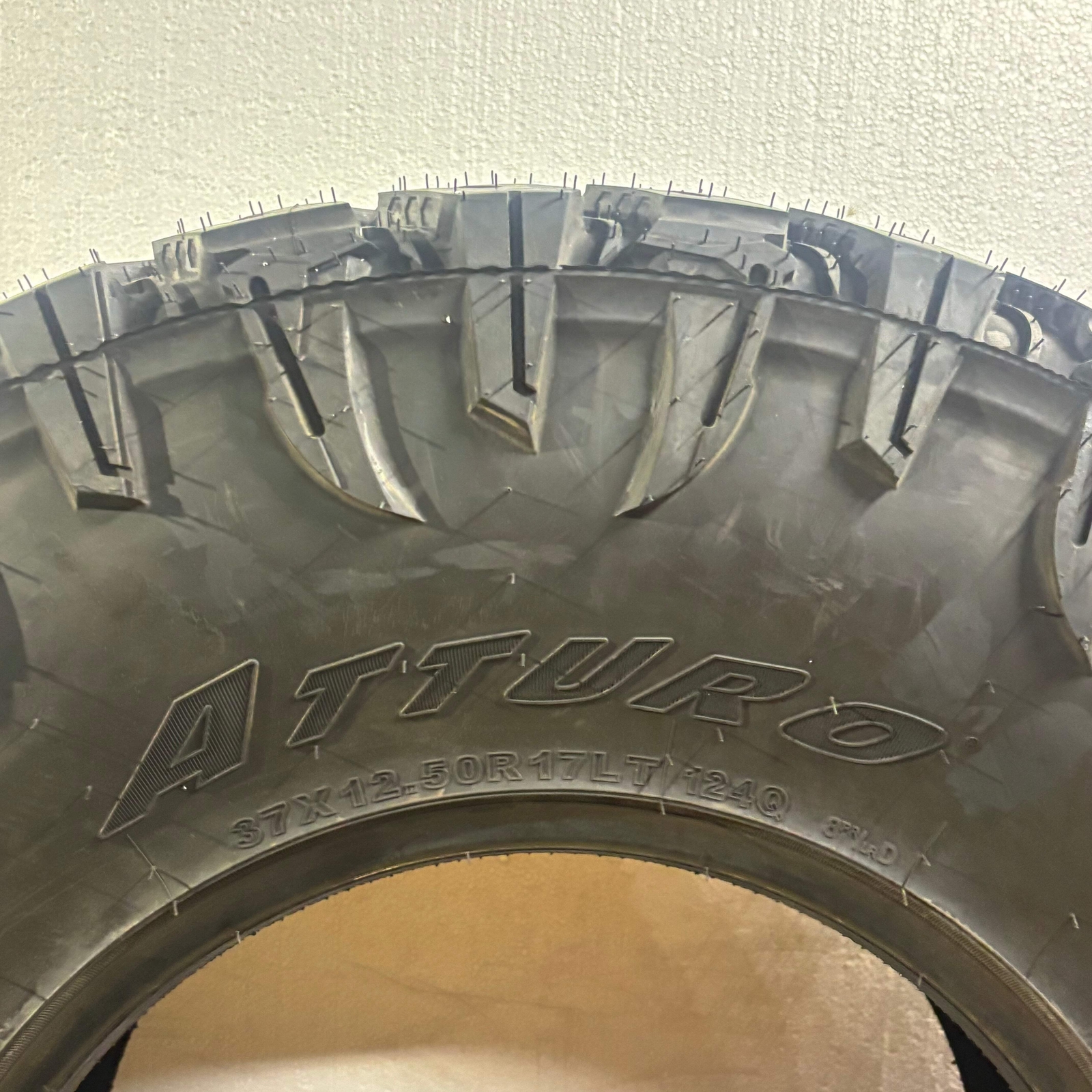 ATTURO TRAIL BLADE MTS LT 37 12.5 17 124Q LRD 8PLY MUD TERRAIN TIRE TBMSLMFT2MA