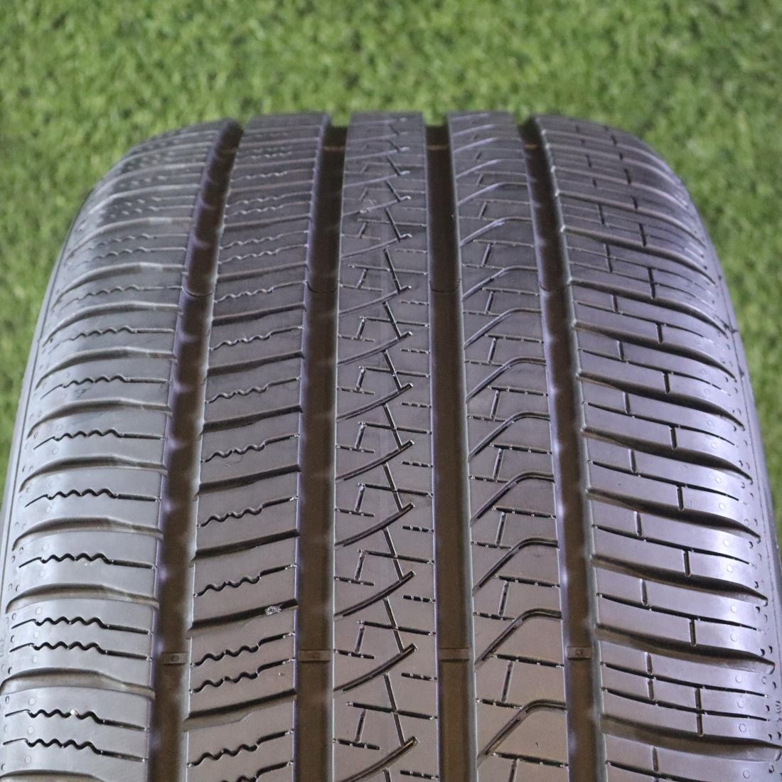 1 285 40 21 Pirelli Scorpion Zero A/S with 95% Tread 9/32 109H #28044