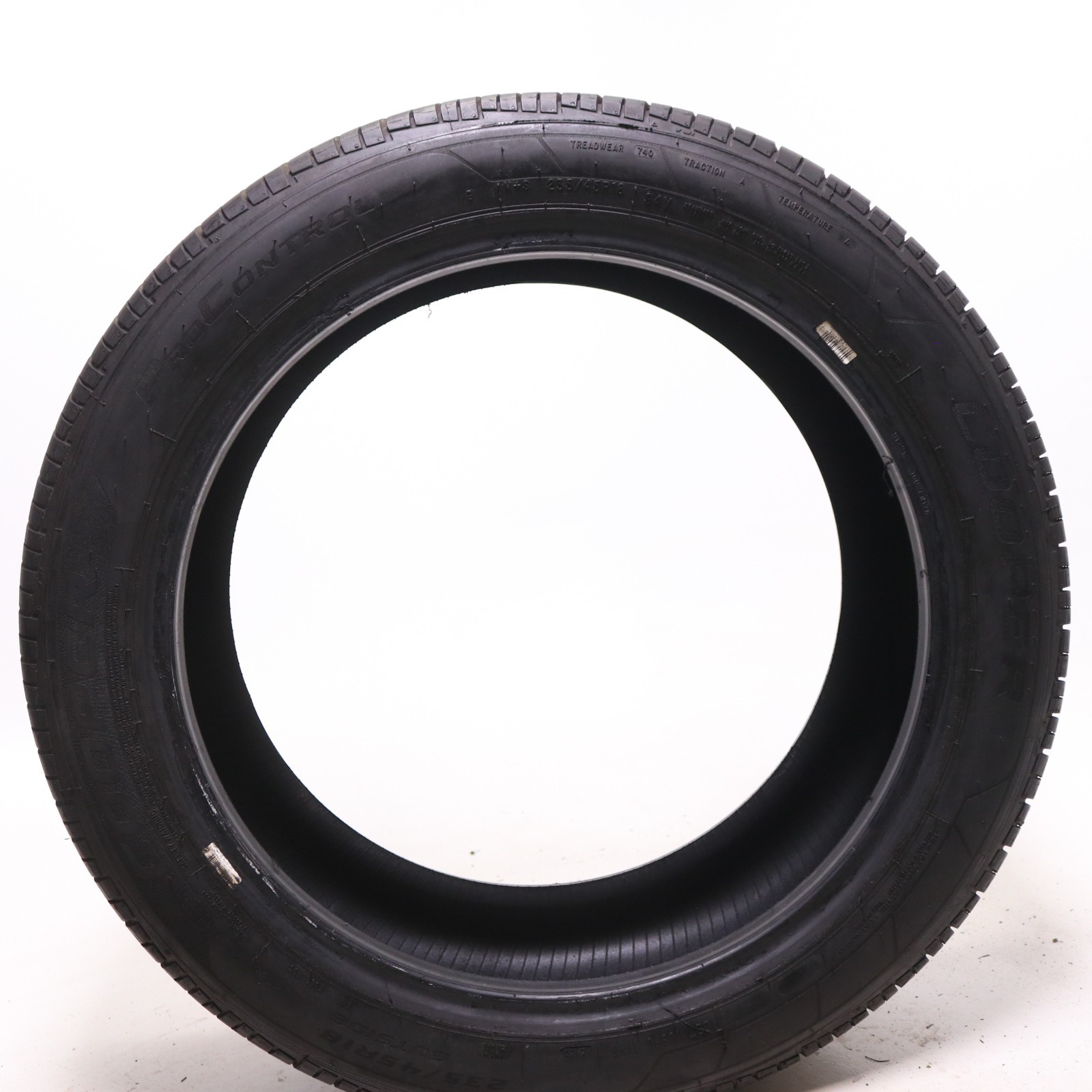 Set of 4 Used 235/45R18 Cooper ProControl – 94V – 8.5-9.5/32