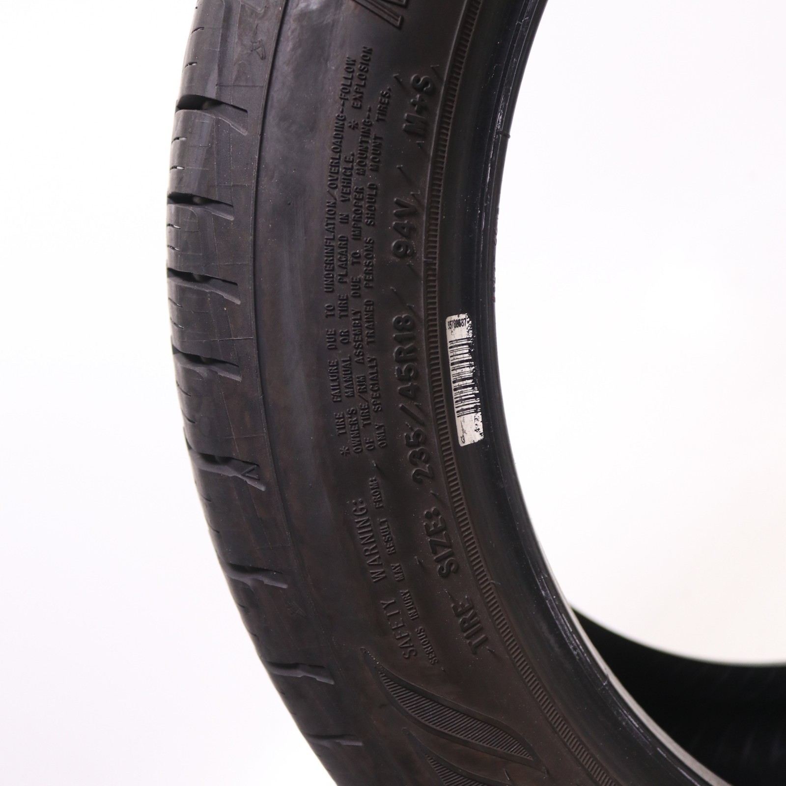 Set of 2 Used 235/45R18 Goodyear Assurance MaxLife – 94V – 9.5-10.5/32
