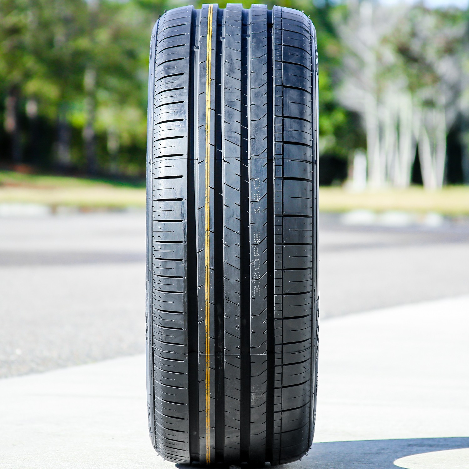 4 New Armstrong Blu-Trac HP 2x 255/40R18 99Y XL 2x 275/35R18 99Y XL AS Tires