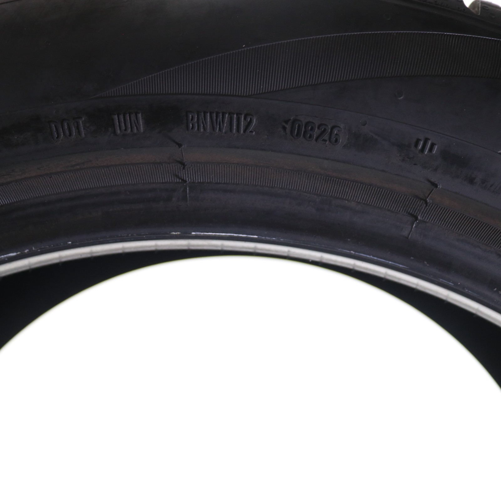 Set of 2 Used 315/40R21 Pirelli Scorpion Zero All Season MO – 111H – 9-10/32