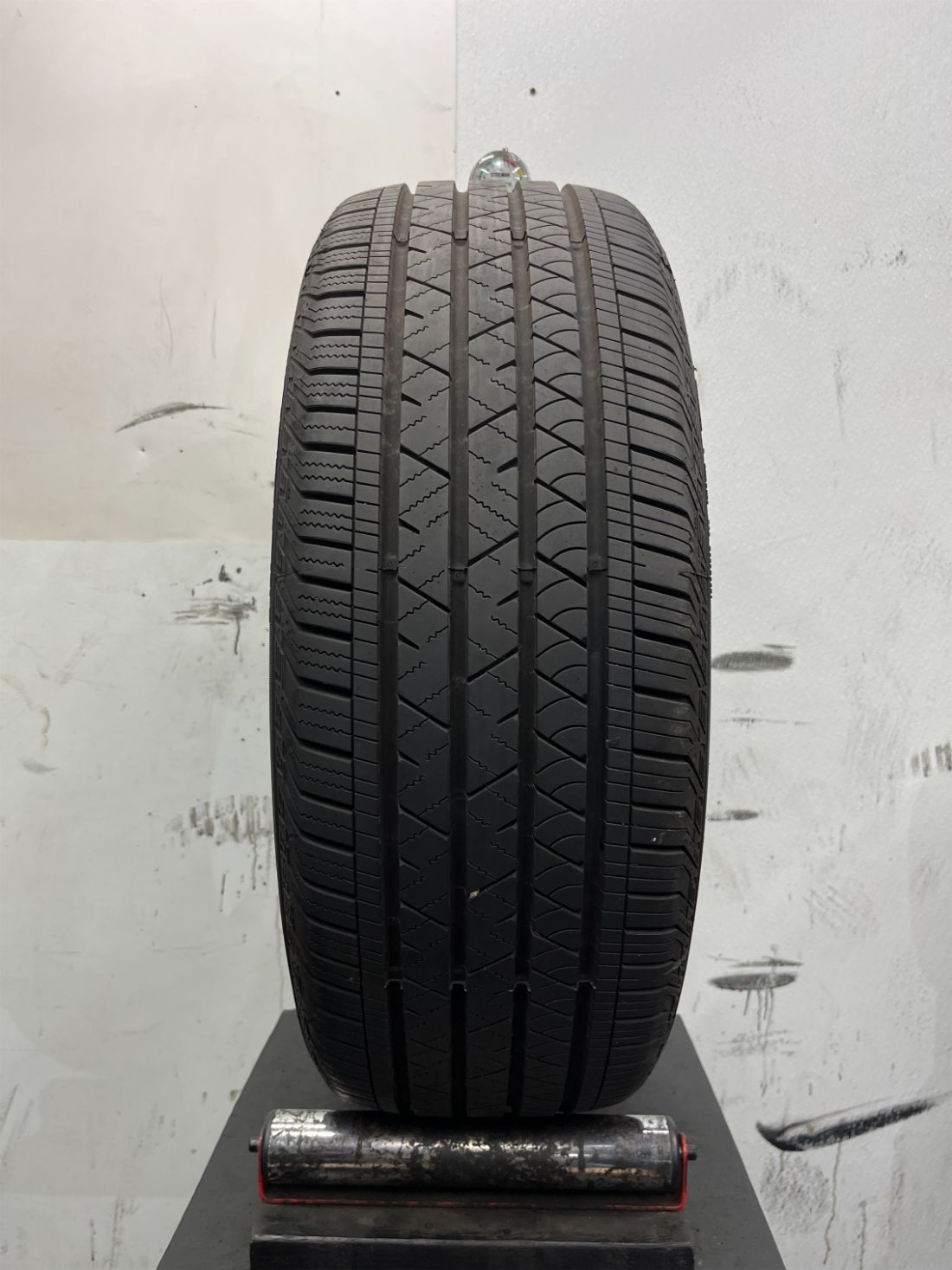 1 Used P235/55R19 Continental CrossContact LX Sport 101 H – 11/32