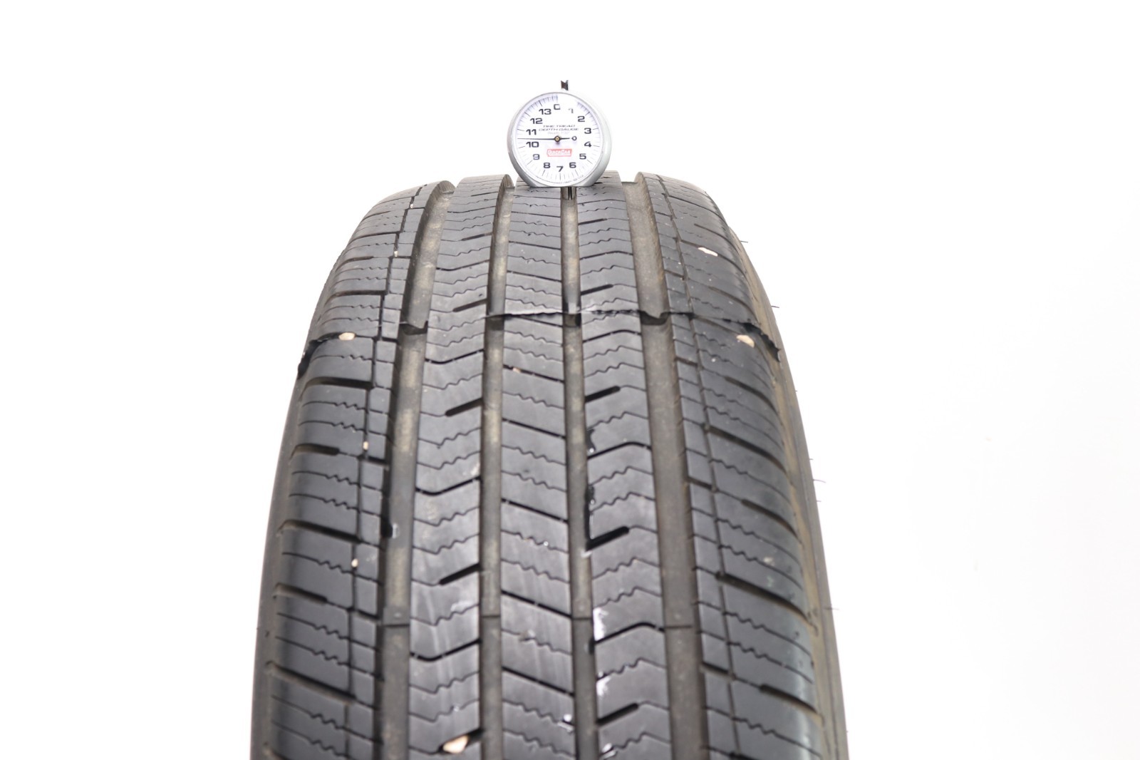 Set of 4 Used 225/65R17 Arizonian Silver Edition All Season – 102H – 9.5-10.5/32