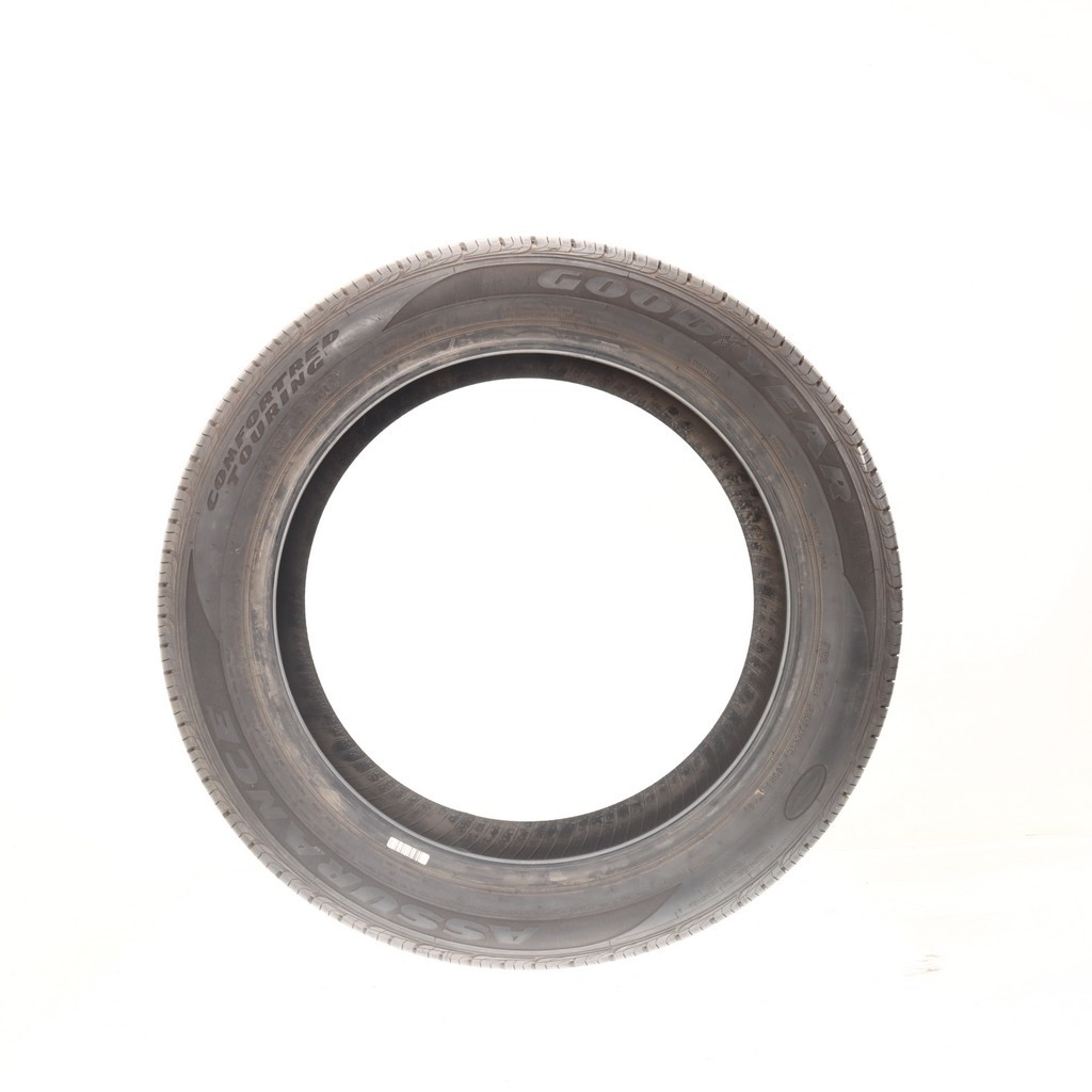 Driven Once 215/55R18 Goodyear Assurance Comfortred Touring 95H – 11/32