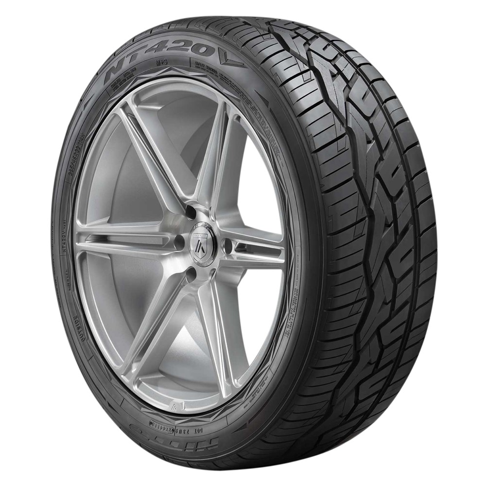 NITTO NT420V LT315/45R22 121/118S 12 Ply (Quantity of 1)