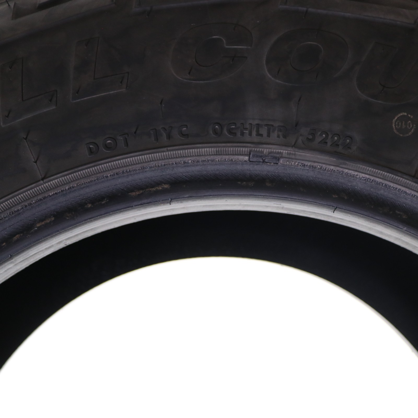 Set of 2 Used LT 265/70R18 IronMan All Country A/T – 124/121Q – 6.5-7/32