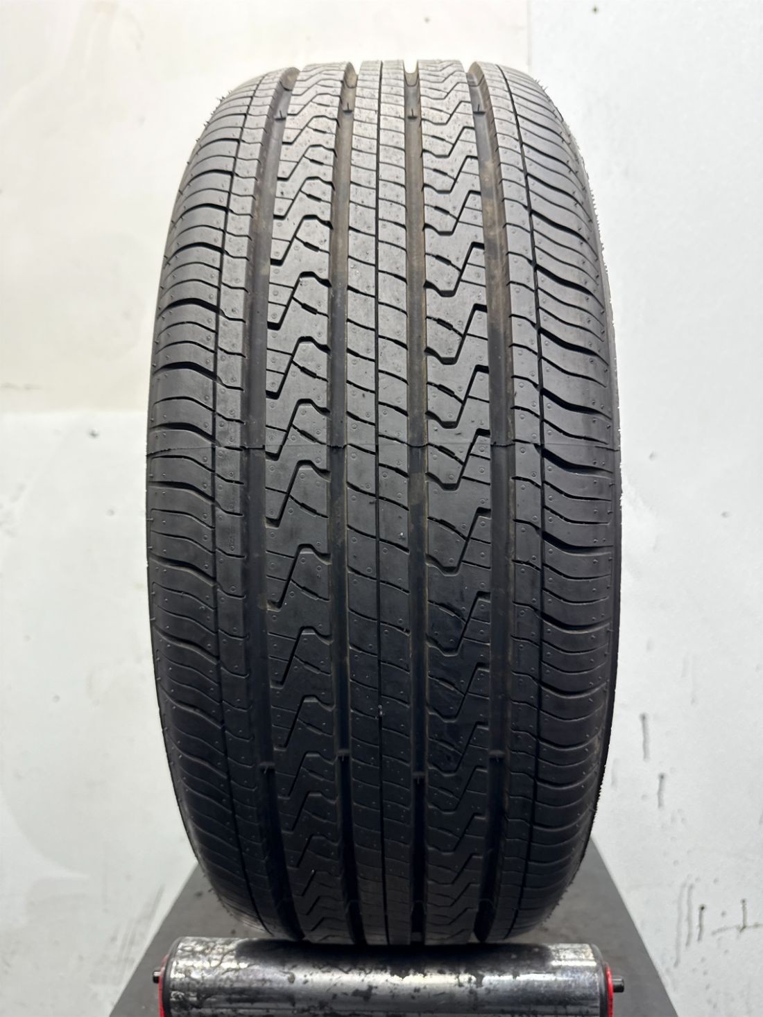 1 Used P235/55R17 Hankook Mavis Traction Control 4 season 99 H – 10/32