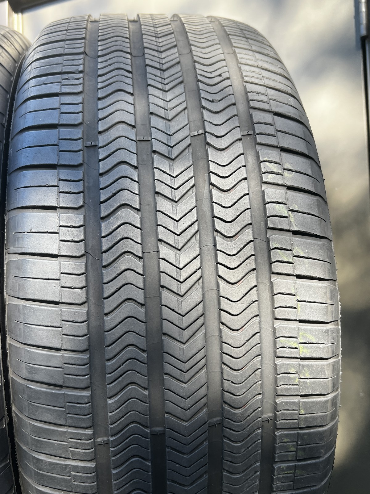 Set Of 2 Goodyear Eagle Sport Electric Drive SealTech 285/45R21 113H NO Patch
