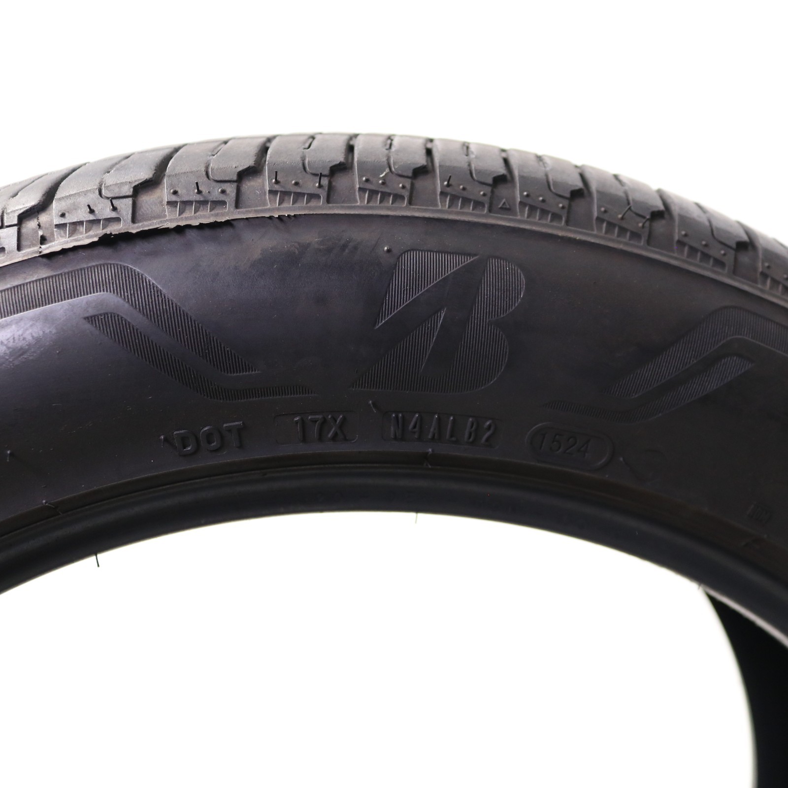 Set of 2 Used 255/50R20 Bridgestone Alenza Sport A/S – 105H – 8-9/32