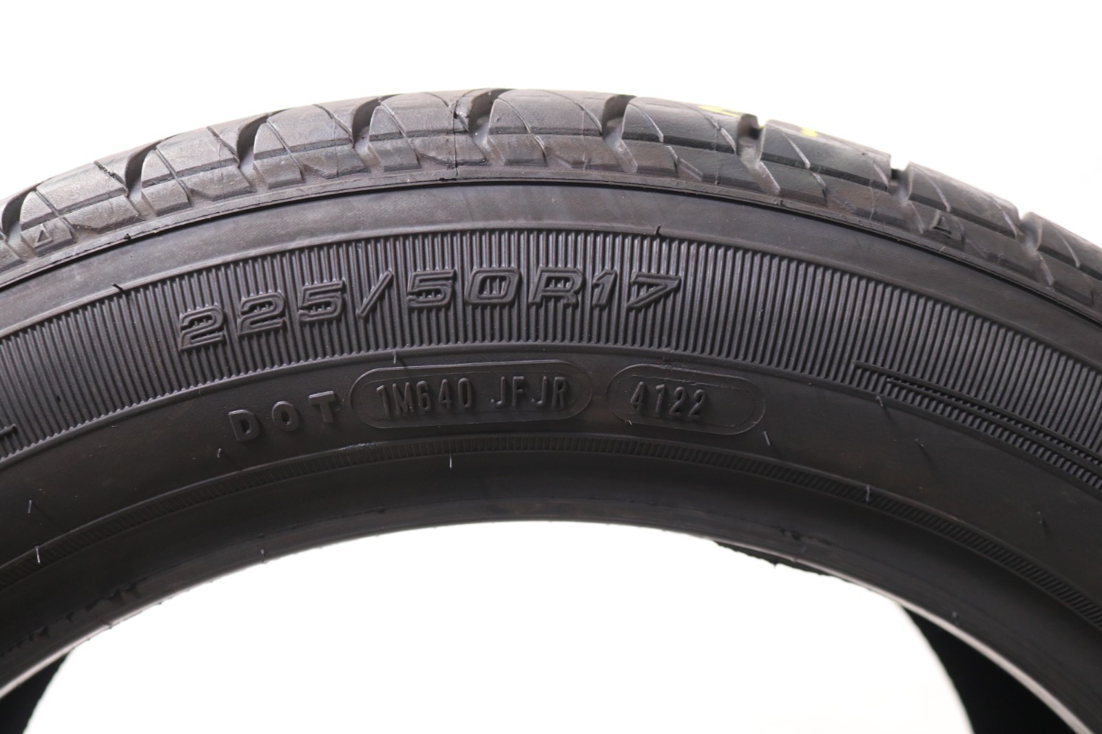 Set of 2 New 225/50R17 Kelly Edge A/S – 94V – 8.5/32