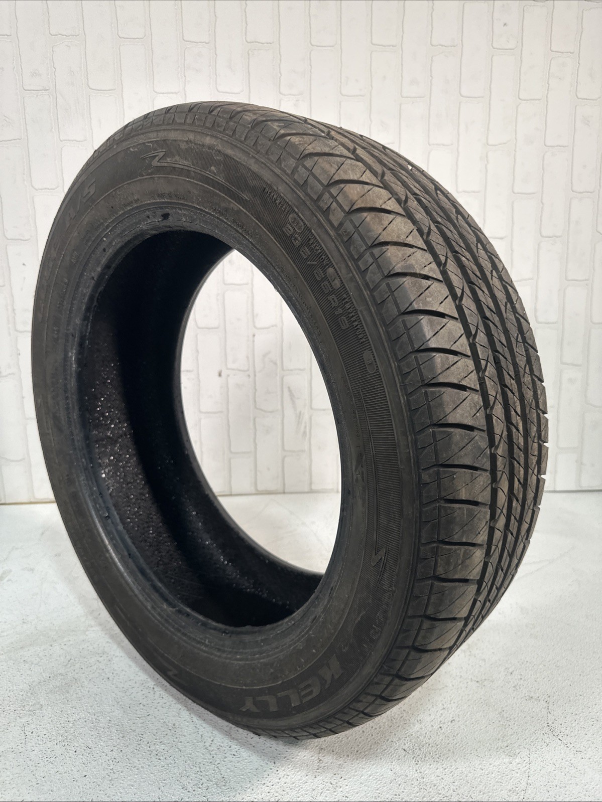 Kelly Edge Touring Plus 235/55R19 101H All Season SUV Tire DOT 0321 OEM
