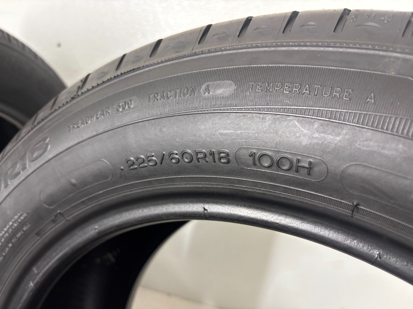 NO SHIPPING ONLY LOCAL PICK UP Set 4 Tires 225 60 18 Michelin Primacy MXM4