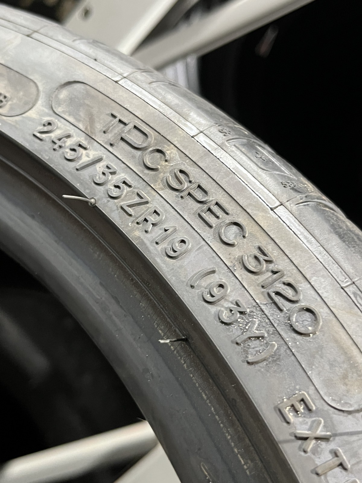 1 Tire Michelin Pilot Sport 4 S ZP TPC 245/35ZR19 93Y DOT.5125 8.5/32