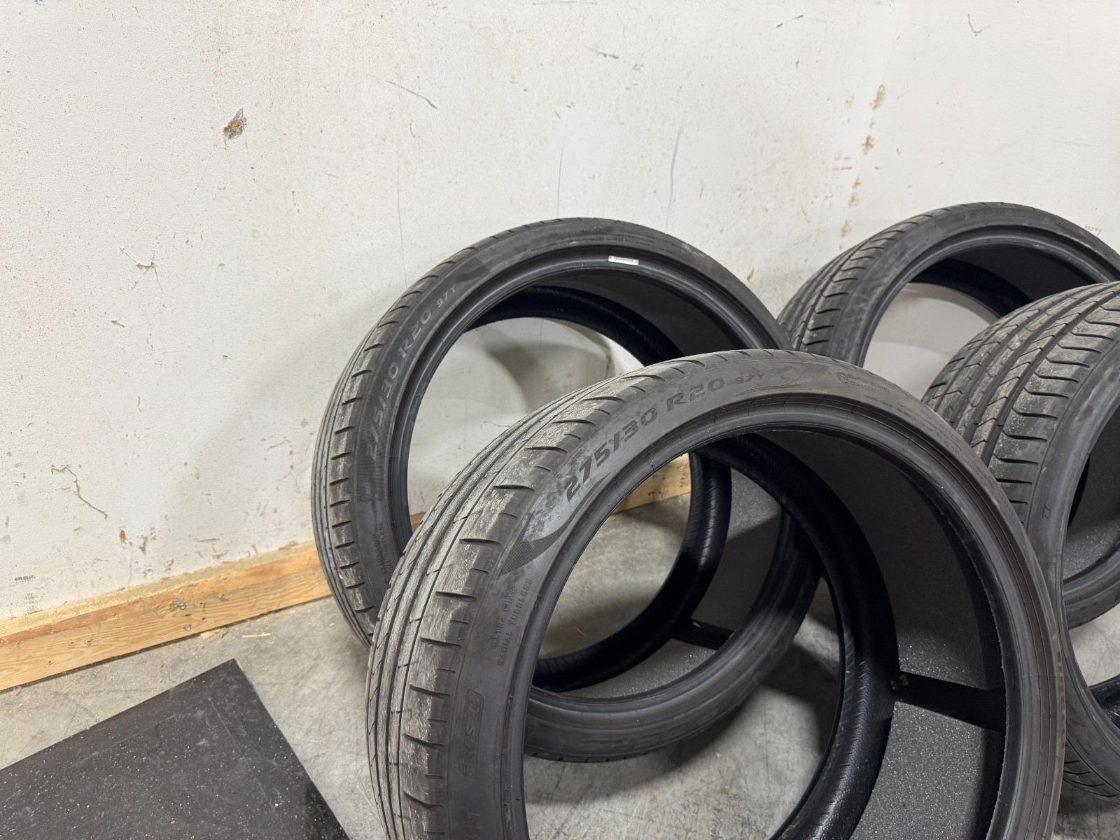 OEM 2024+ Tesla Model 3 Performance Tires (5 Total) 235/35/20 & 275/35/20