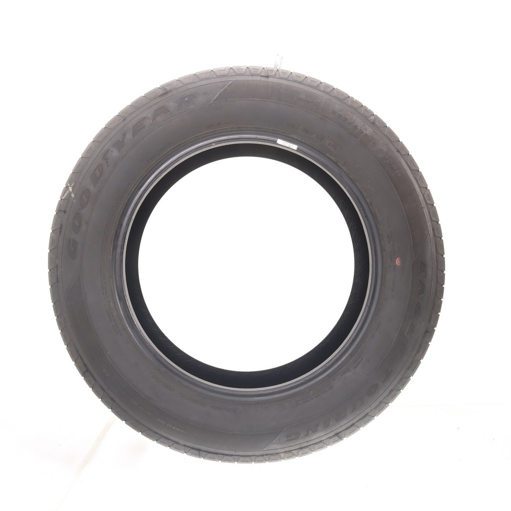 Set of (4) Used 255/60R18 Goodyear Eagle Touring 108H – 8-10/32 (1880W)