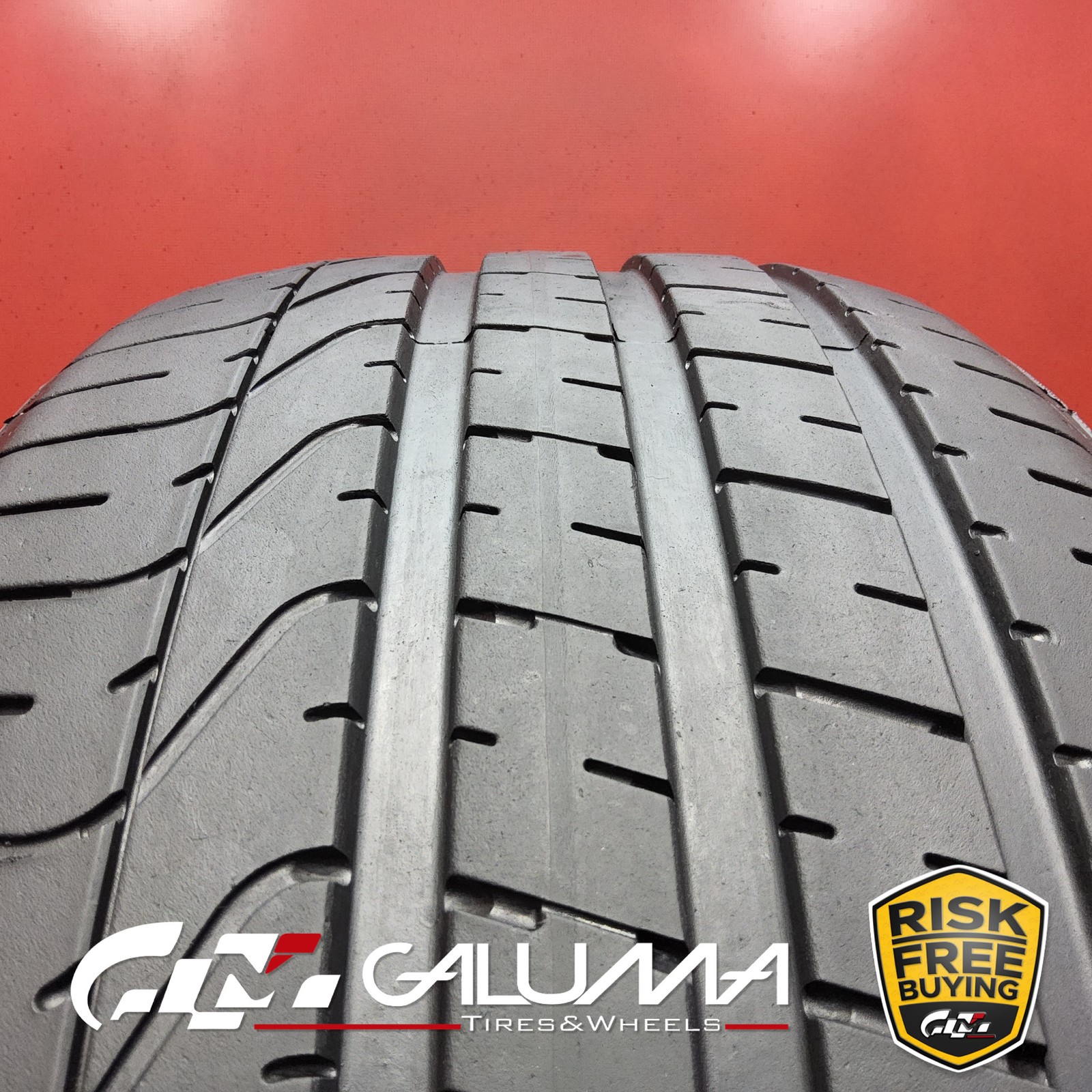 1 (One) Tire Pirelli P Zero (N1) XL 255/40ZR20 255/40/20 101Y No Patch #93630
