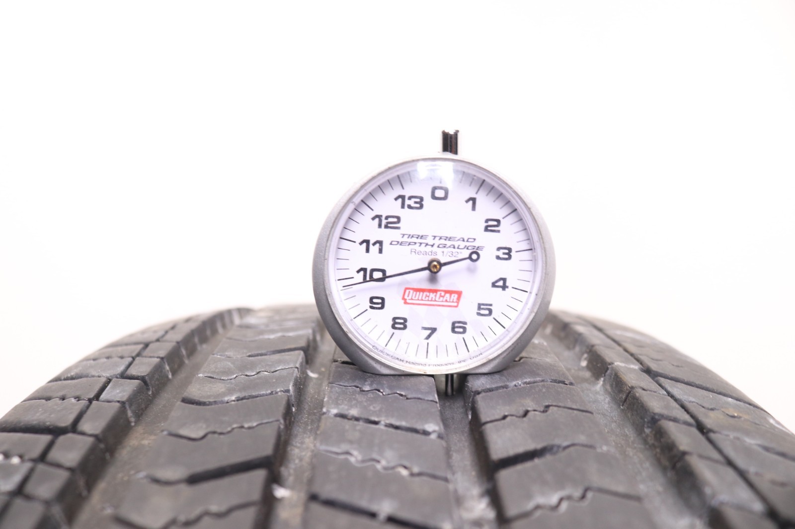 Set of 4 Used 225/65R17 Arizonian Silver Edition All Season – 102H – 9.5-10.5/32