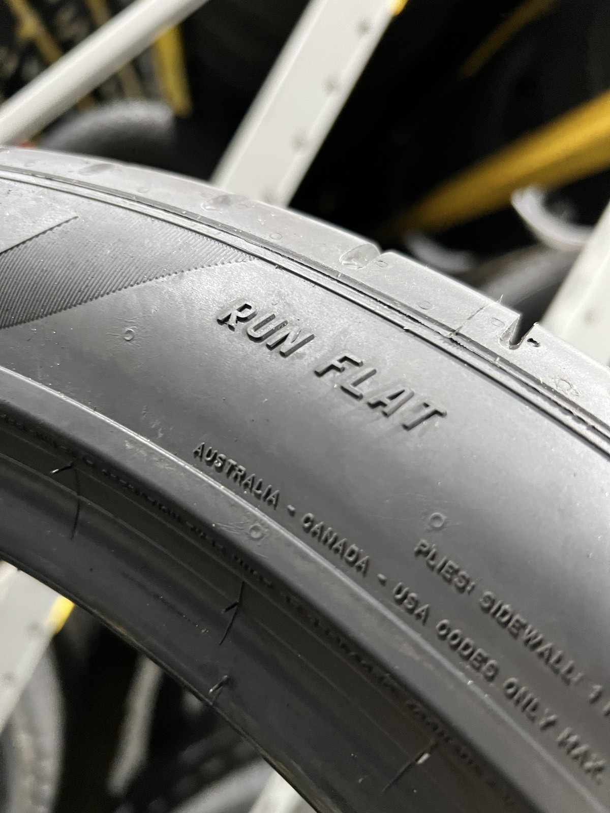 1 Tire Pirelli P Zero PZ4 Run Flat ★ BMW 315/35R21 111Y DOT.1226 8.5/32
