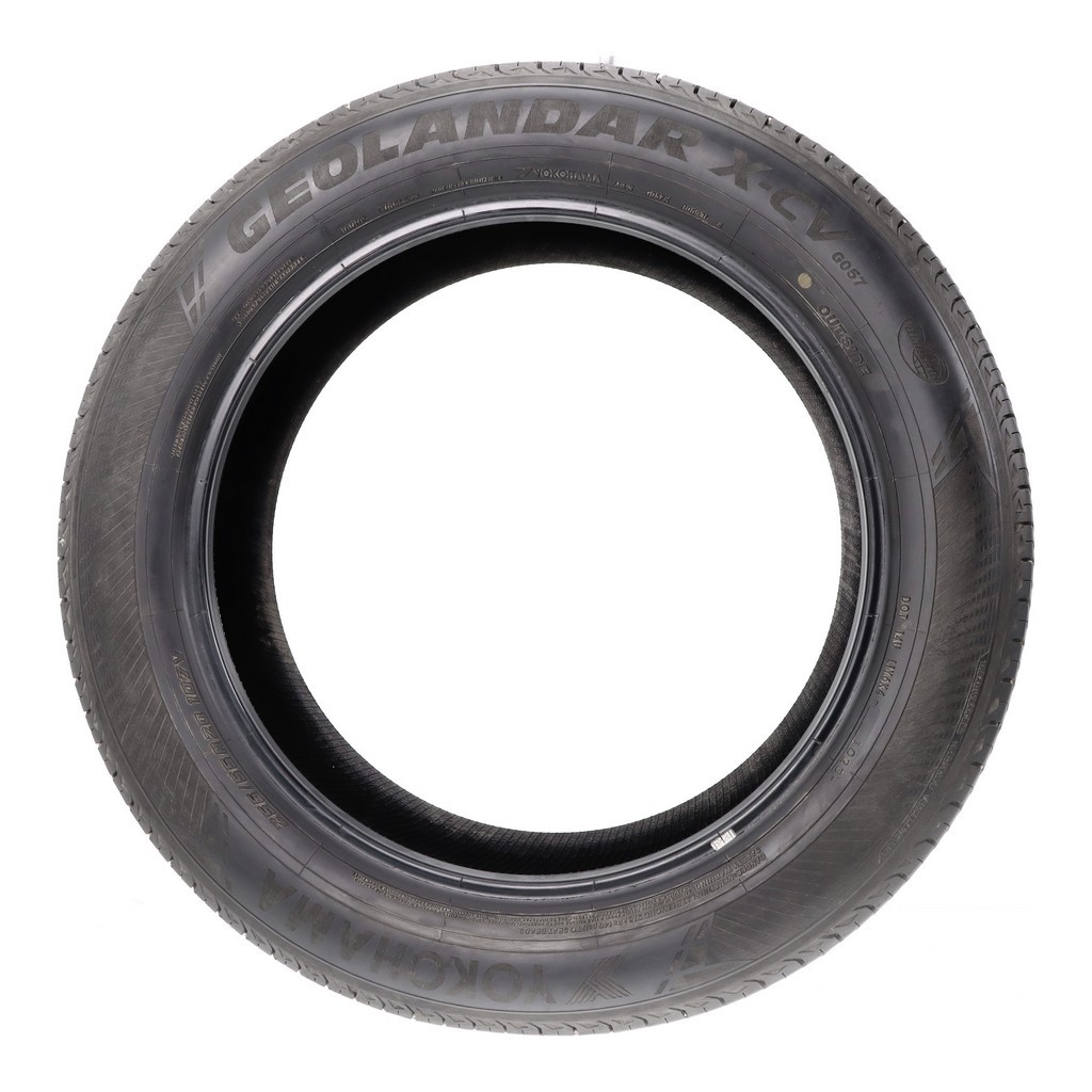 Set of (4) Used 255/55R20 Yokohama Geolandar X-CV G057 107V – 8.5-9.5/32