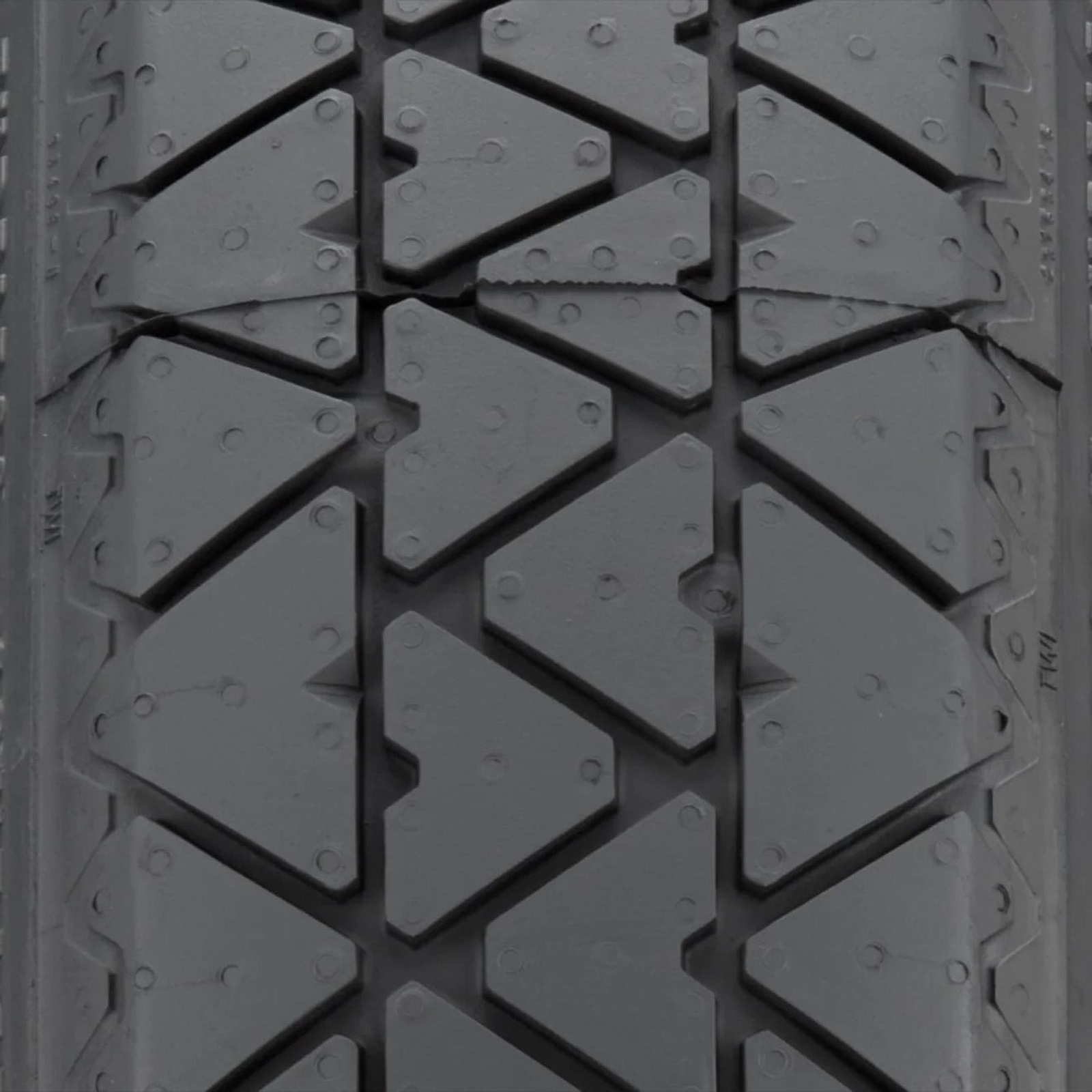 1 New Continental Scontact – T135/70r16 Tires 1357016 135 70 16