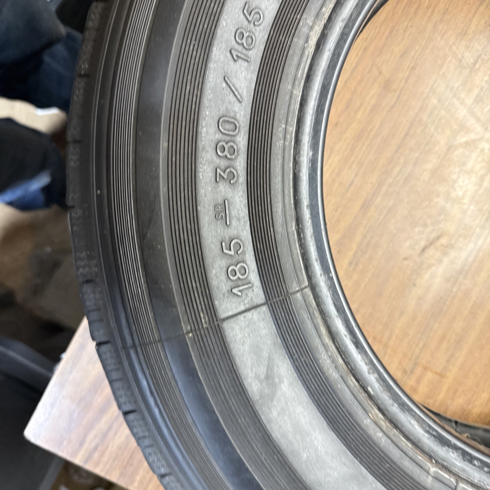 Michelin 185 – SR 380 / 185-15 X Made In France Tire #2 Triumph Jaguar MG ??