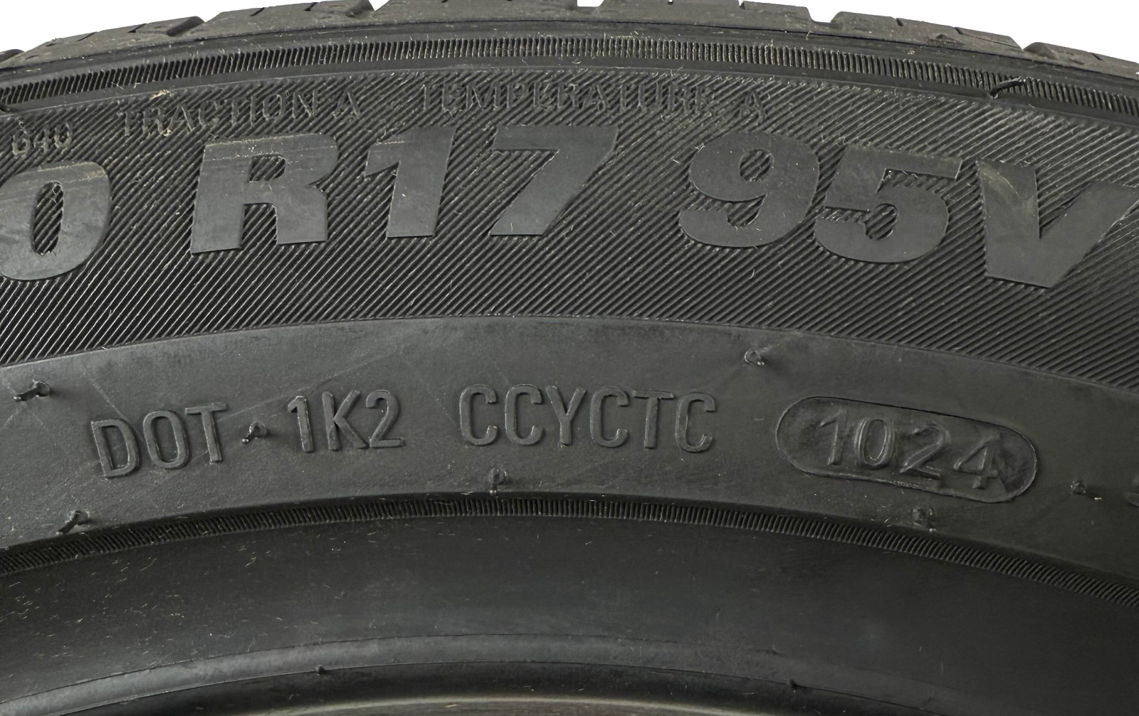 take off 215/50R17 Kumho Solus TA51a 95V 10/32