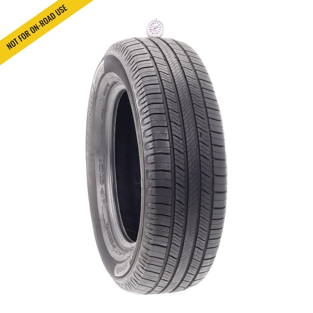 Set of (4) Used 225/65R17 Michelin Defender 2 102H – 9.5-10.5/32