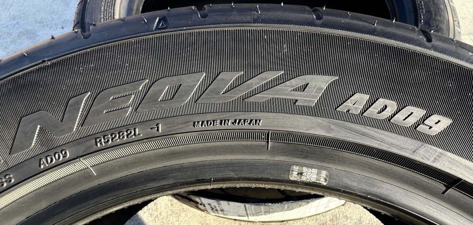 FOUR BRAND NEW 245/45R17 95W Yokohama ADVAN NEOVA AD09 Tires 2454517