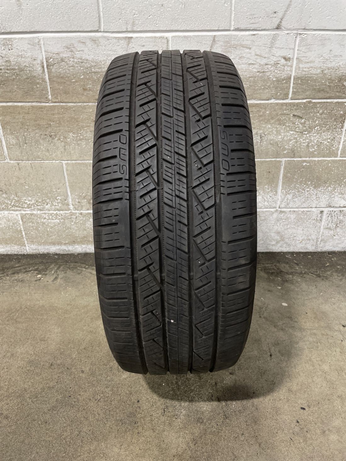 1x P275/55R19 Continental CrossContact LX25 9/32 111 H Used Tire 2755519