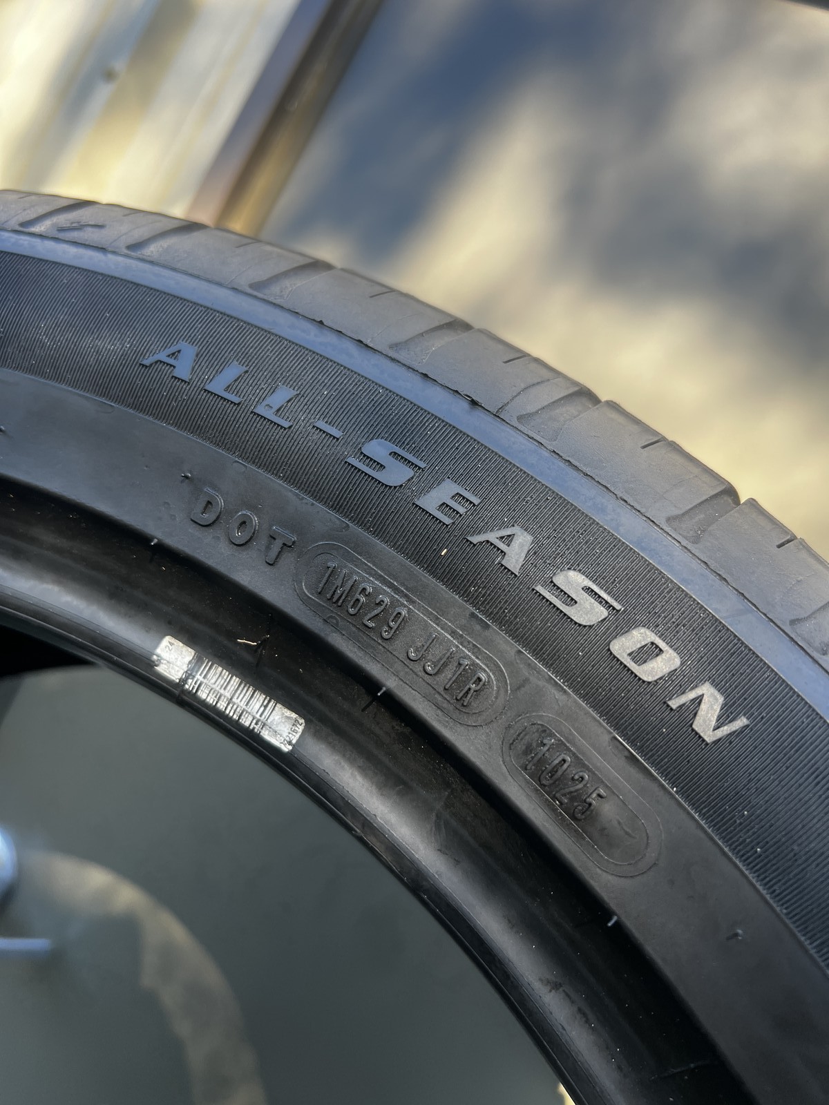 Set Of 2 Goodyear Eagle Sport Electric Drive SealTech 285/45R21 113H NO Patch