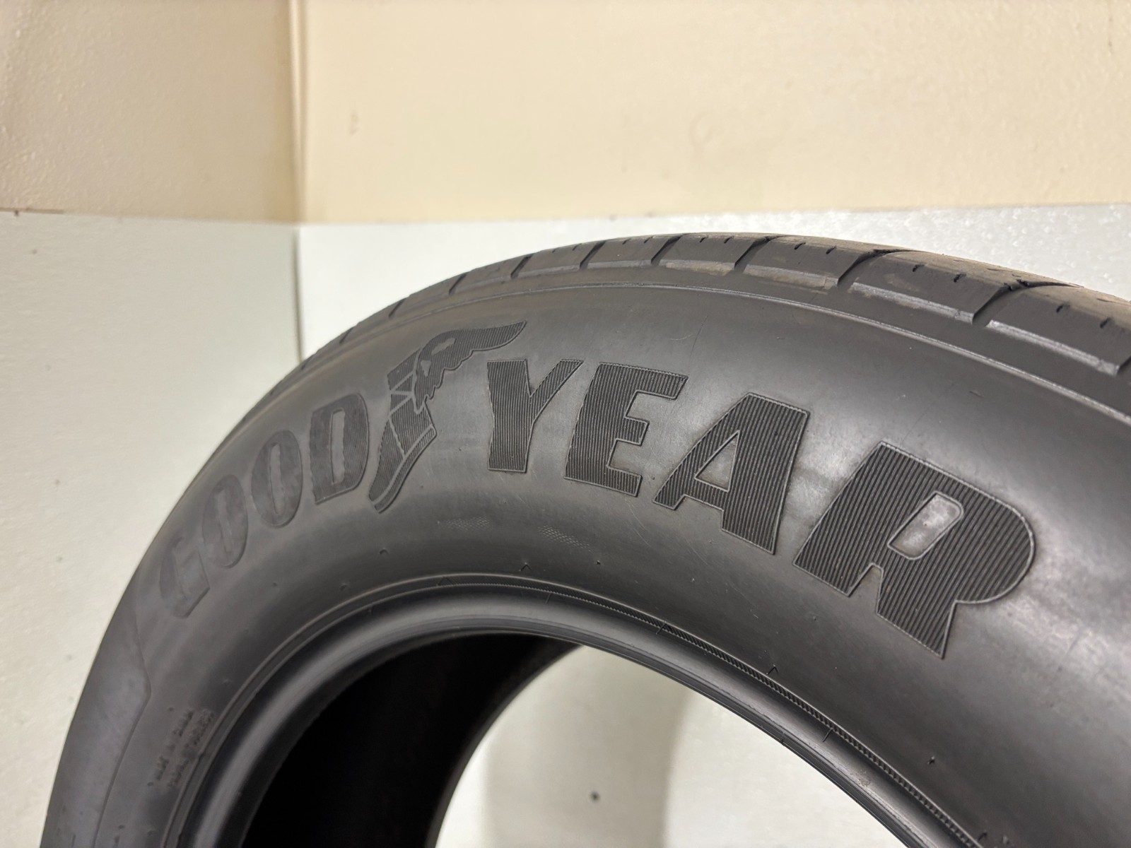 NO SHIPPING ONLY LOCAL PICK UP Set 4 Tires 275 60 20 Goodyear Wrangler Territory
