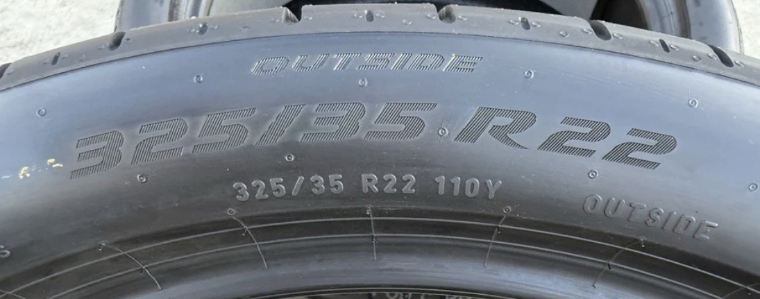 Set of 2 BRAND NEW 325/35R22 110Y Pirelli P Zero PZ5 MO-S Noise Canceling Tires