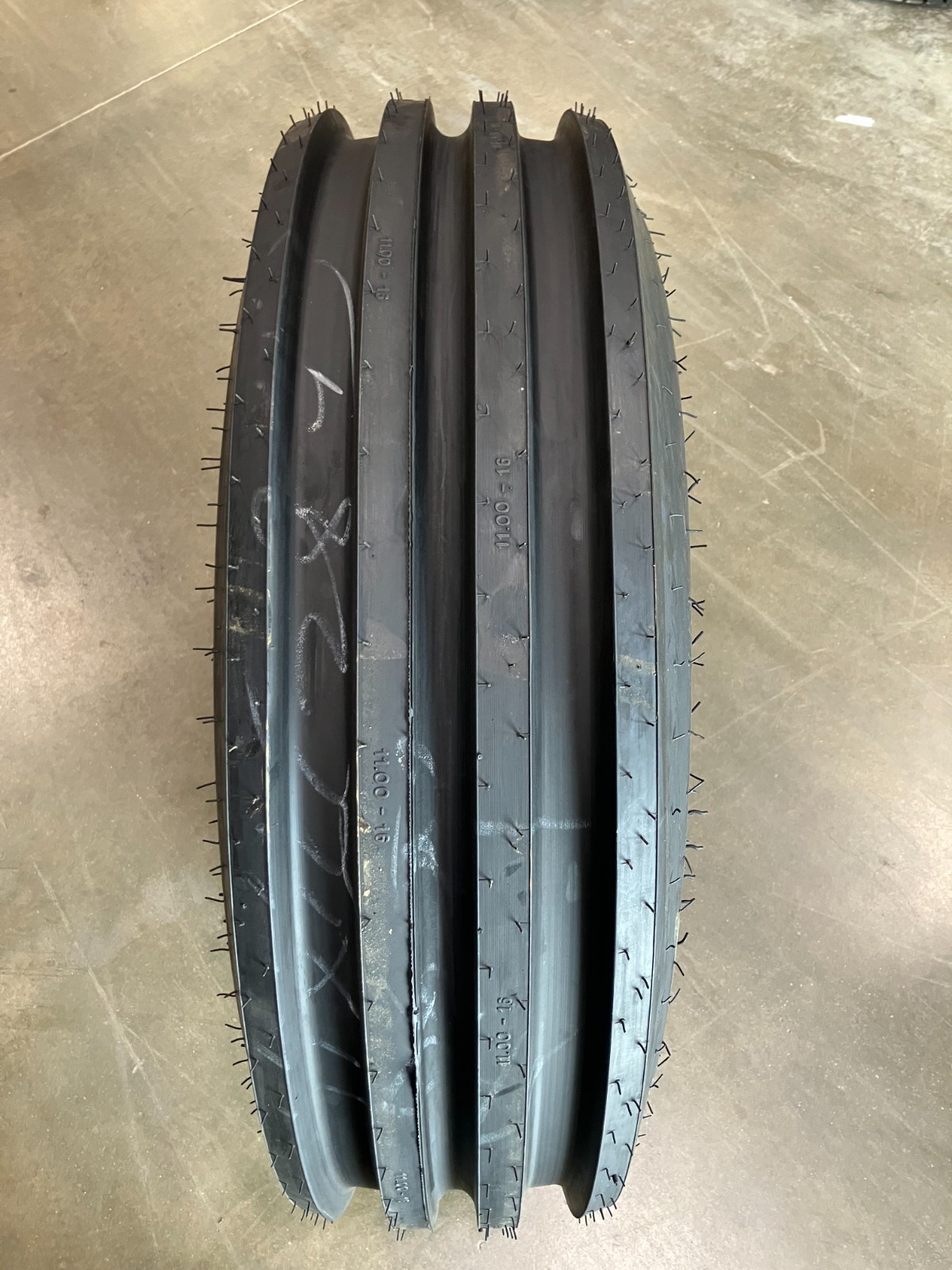 New 4 rib Tractor Front Tire 11.00 16 Samson F-2M 12 ply TUBELESS 11.00×16