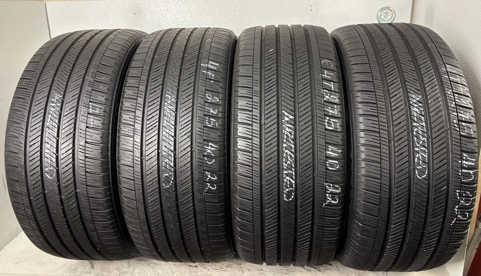 NO SHIPPING ONLY LOCAL PICK UP Set 4 Tires 275 40 22 Goodyear Eagle Touring