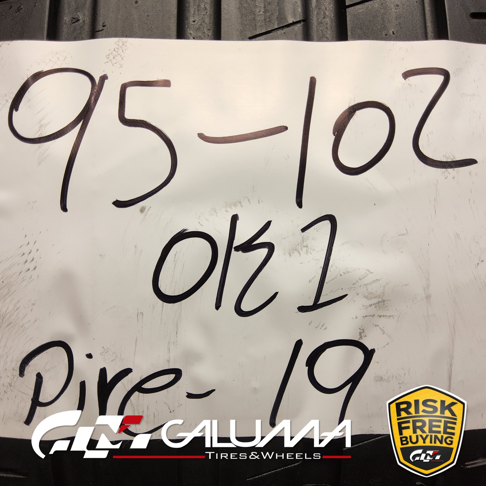 1 Tire Pirelli P-Zero (PZ5) I★ XL 255/35R19 255/35/19 2553519 96Y #95102
