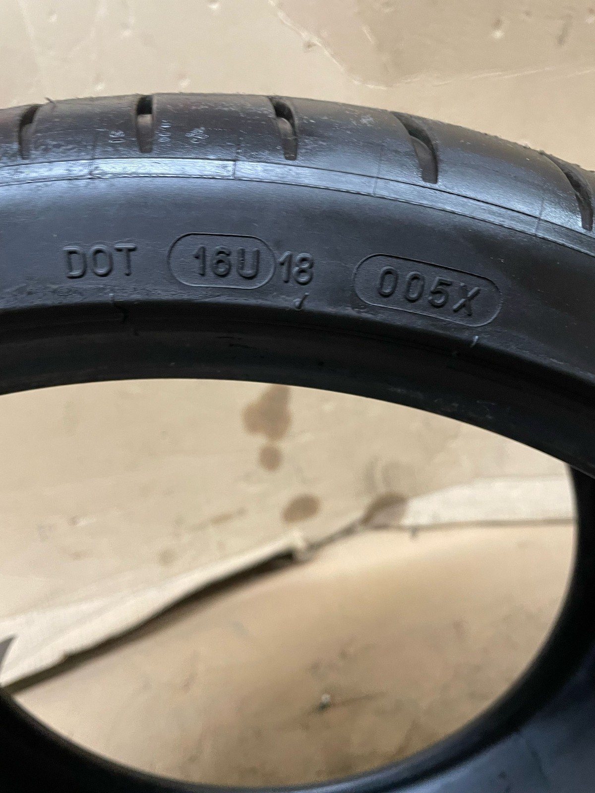 Michelin Pilot Sport 4S 265/30ZR19 93Y Extra Load DOT 6424 Tire