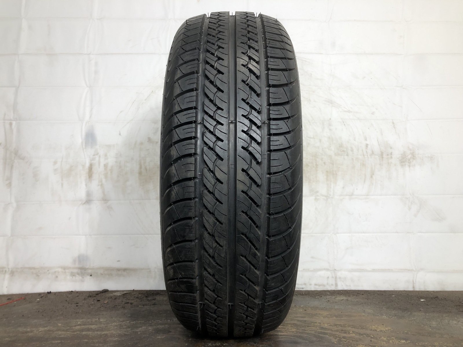 Uniroyal Tiger Paw AWP II P215/65R15 215 65 15 New Tire