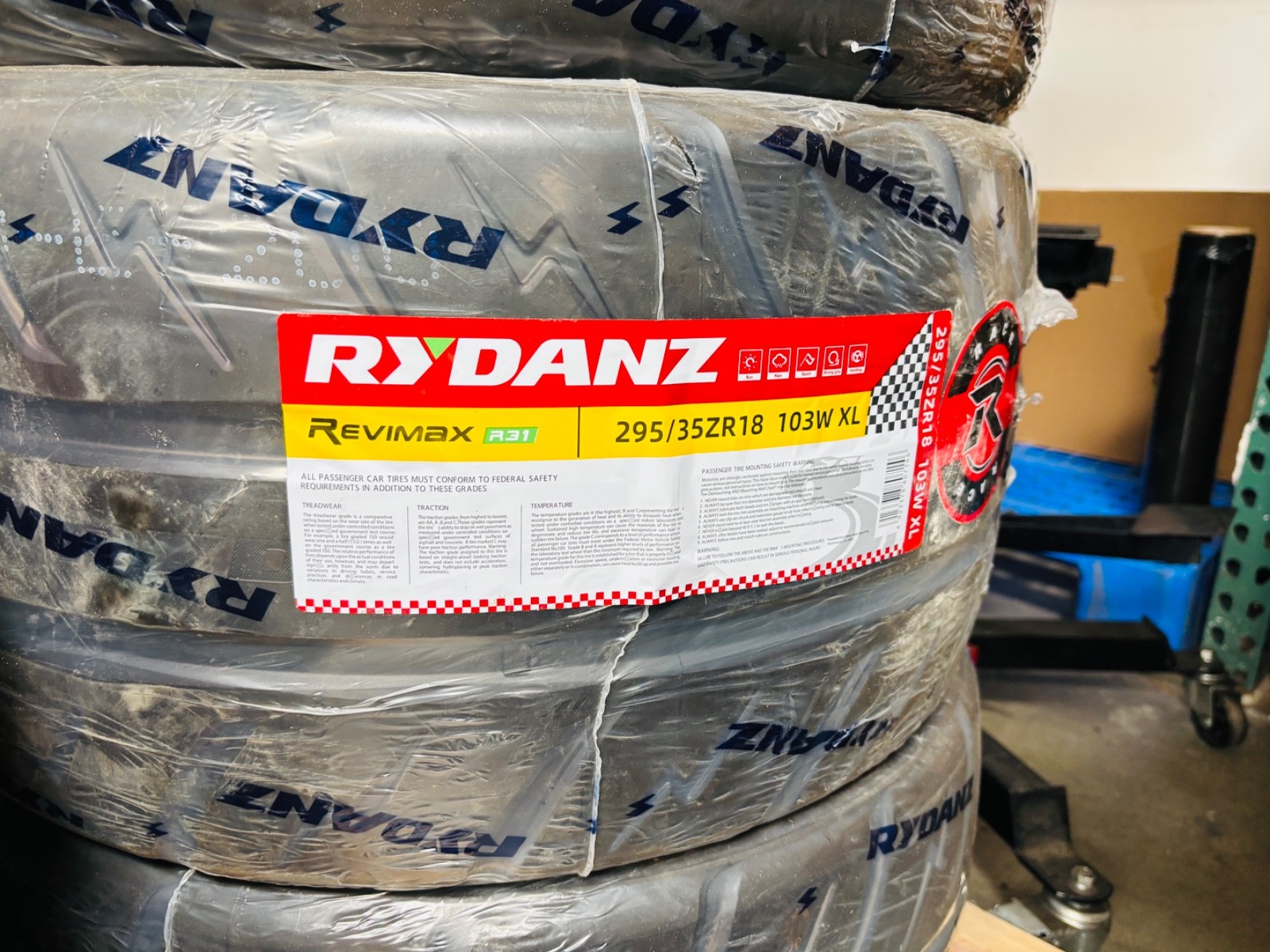 4x Rydanz Shibatire 295/35R18 Revimax R31 Red Label 200TW Motorsport Track Tires