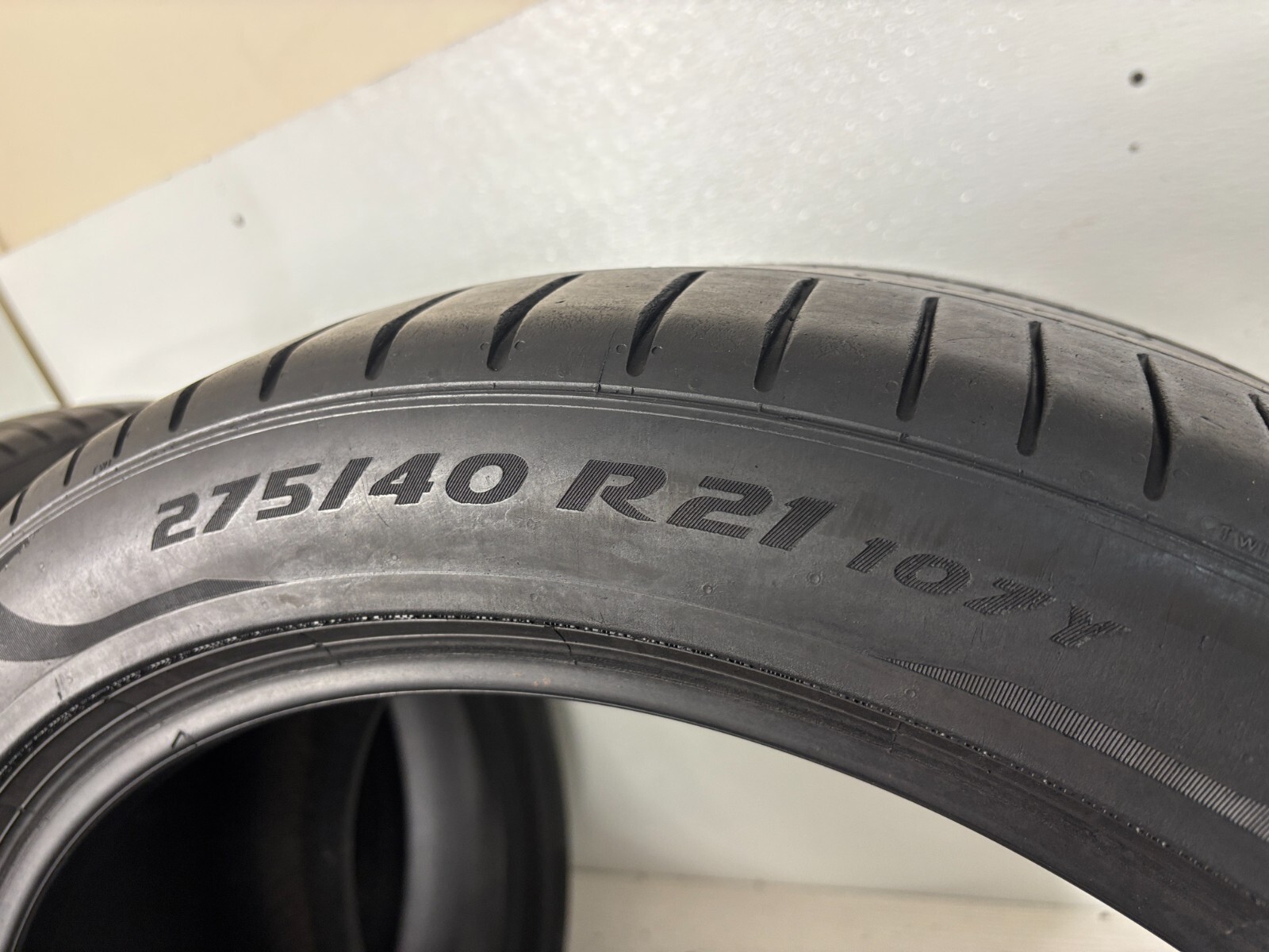 NO SHIPPING ONLY LOCAL PICK UP Set 4 Tires 275 40 21 Pirelli P Zero PZ4 Run Flat