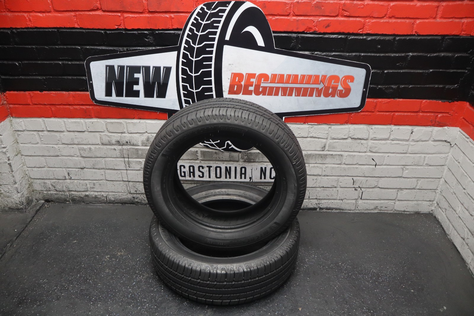 (2) Used Tires 225 60 18 Michelin Defender 2 No Repairs 11/32nds