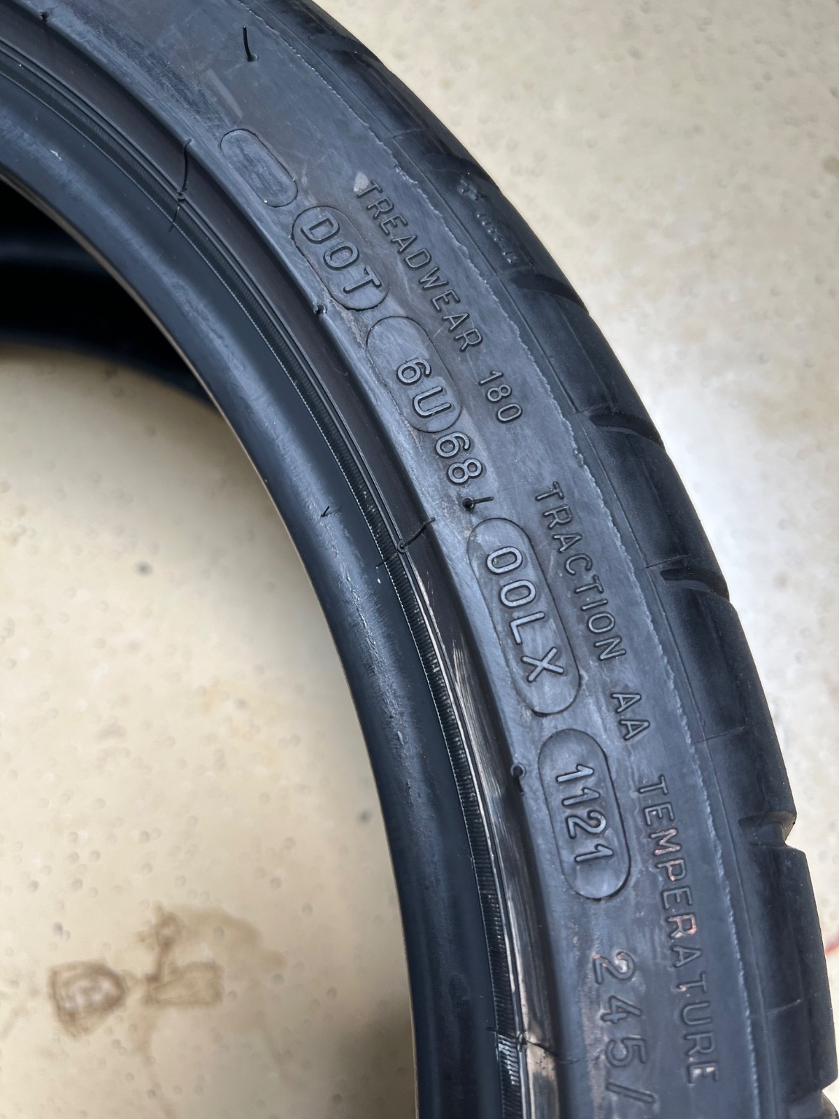 2 – NO REPAIRS 245/35ZR20 XL (95Y) Michelin Pilot Sport Cup 2 (N1) – 6120