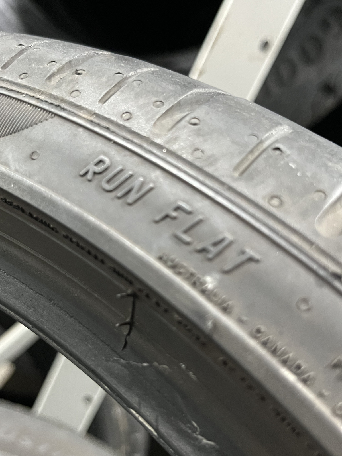 1 Pirelli P Zero PZ4 Run Flat ★ BMW 205/40R18 86W DOT.2423 5.75/32 NO Patch