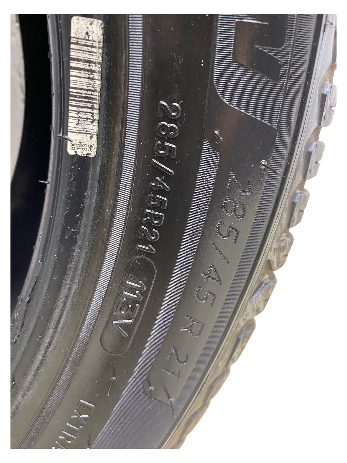 (A) MICHELIN CROSS CLIMATE 285/45R21 113V DOT (5025) 10/32NDS