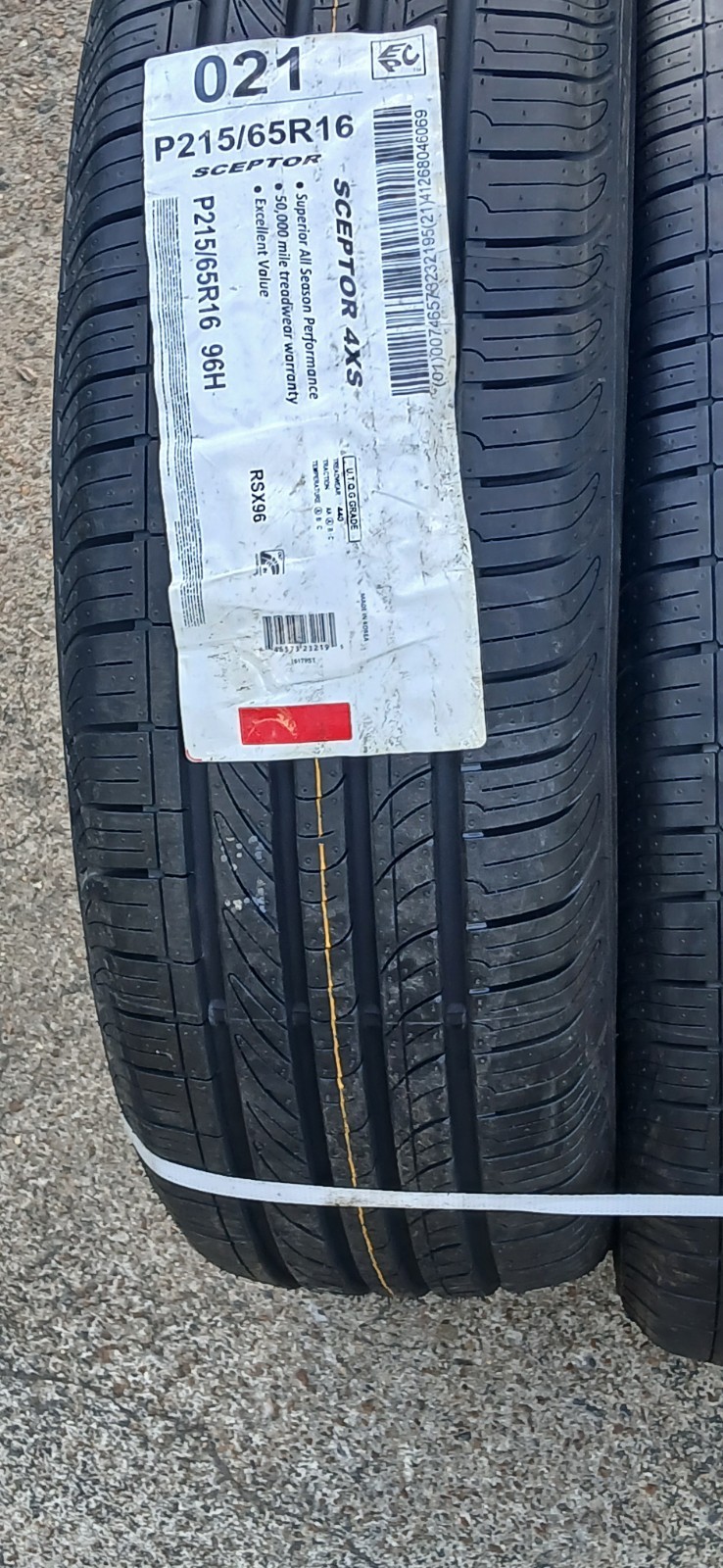 215 65R16 Sceptor 4XS Tires Highly Rated Affordable All-season Touring Tire New