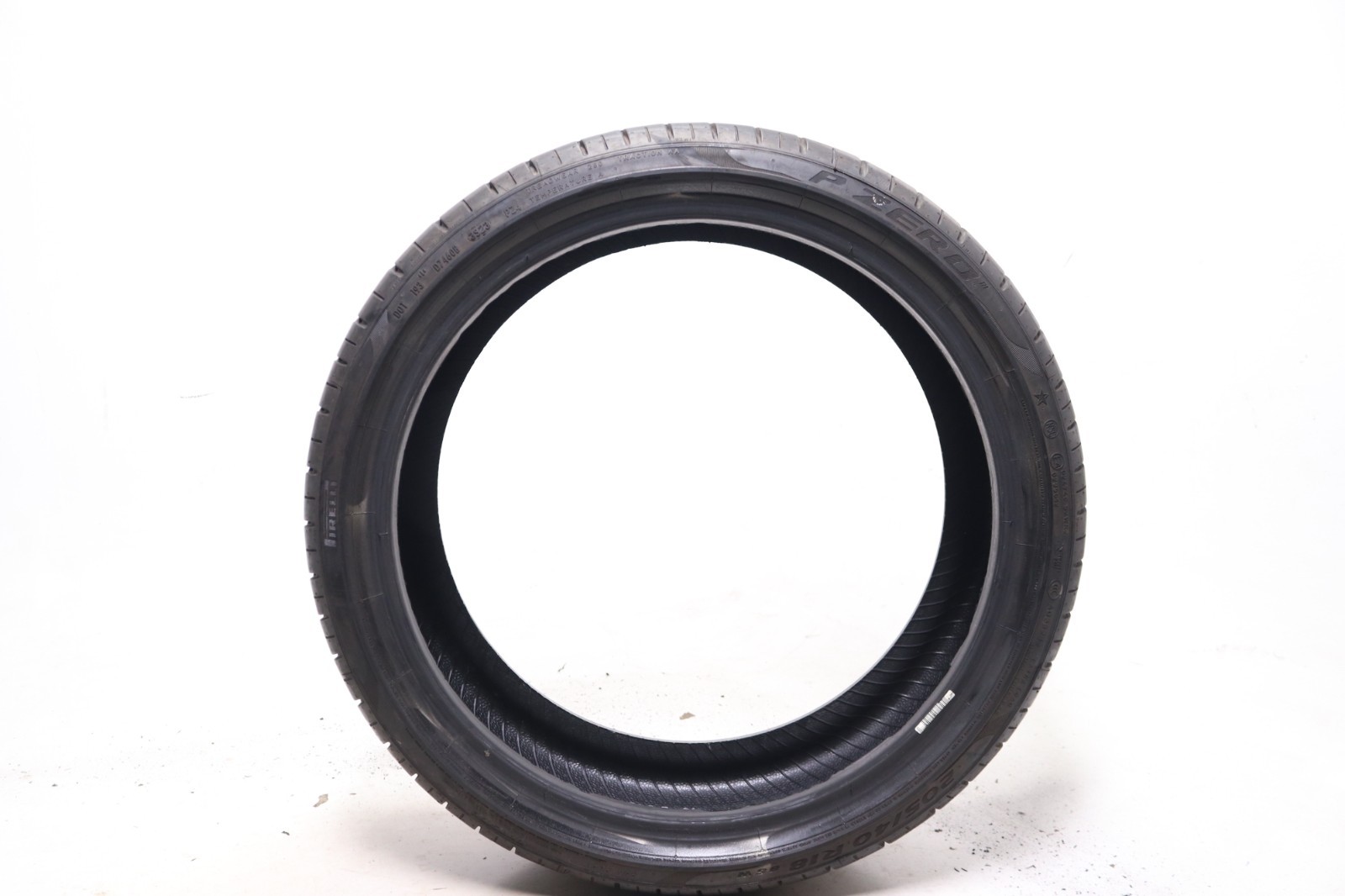 Set of 2 Used 205/40R18 Pirelli P Zero PZ4 Run Flat – 86W – 7-8/32 No Repairs