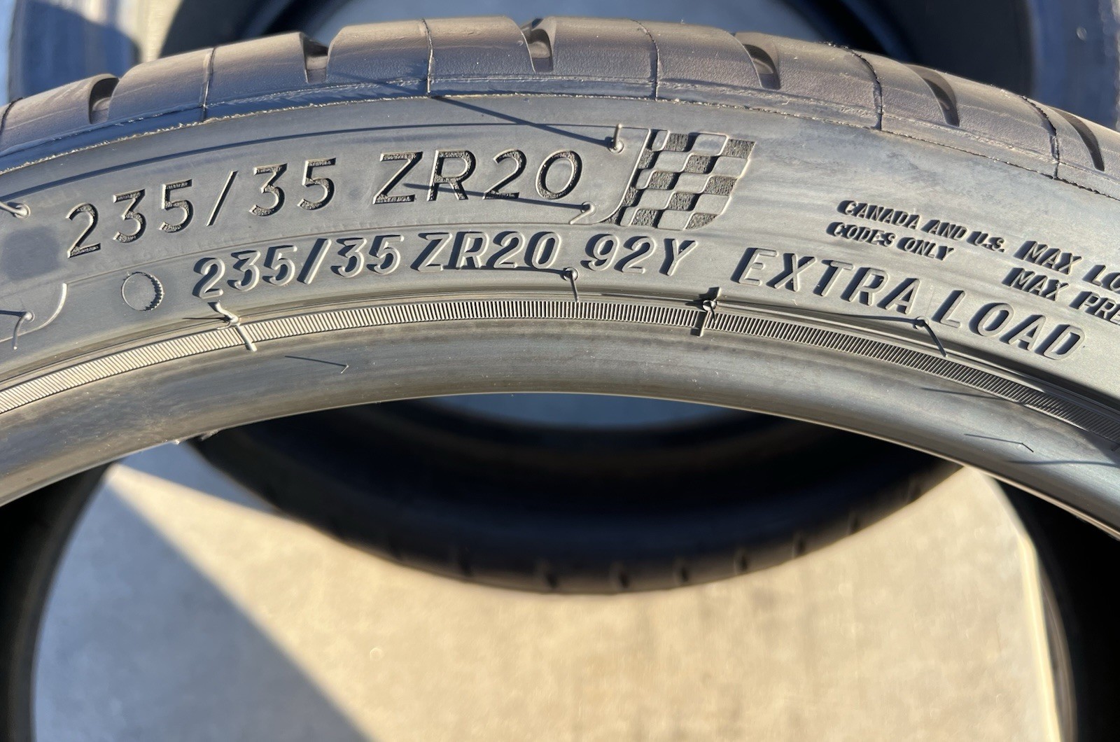 ONE BRAND NEW 235/35ZR20 92Y Michelin Pilot Sport 4S T0 Foam Tire 2353520