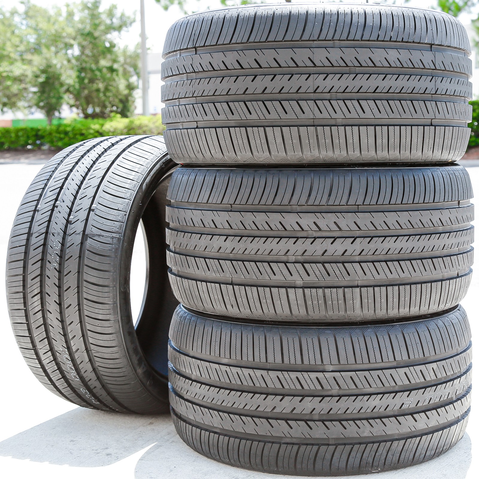 2 Tires 275/35R18 Atlas Tire Force UHP AS A/S High Performance 95Y